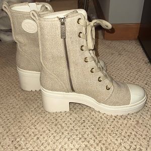 Corey Canvas Combat boot *Worn once*